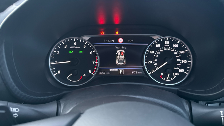 Nissan Juke 1.0 DiG-T 114 N-Connecta 5dr DCT Petrol Hatchback